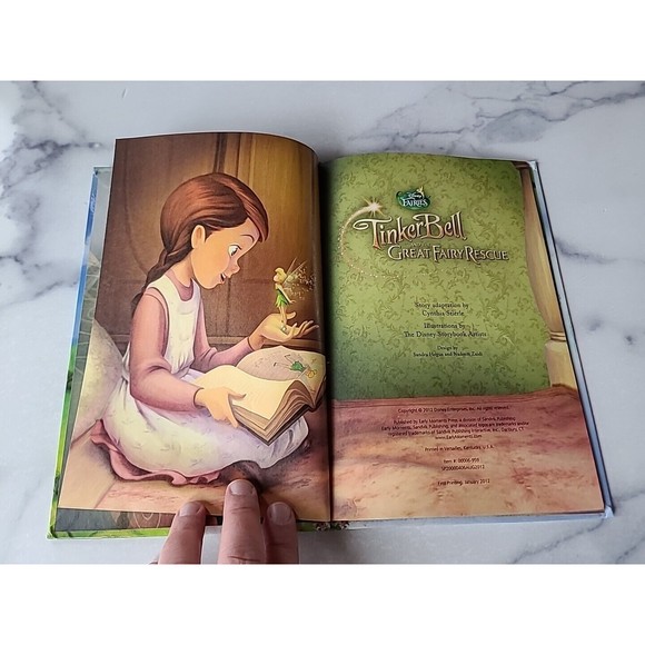 Disney's Tinkerbell And The Great Fairy Rescue Book - Picture 3 of 10